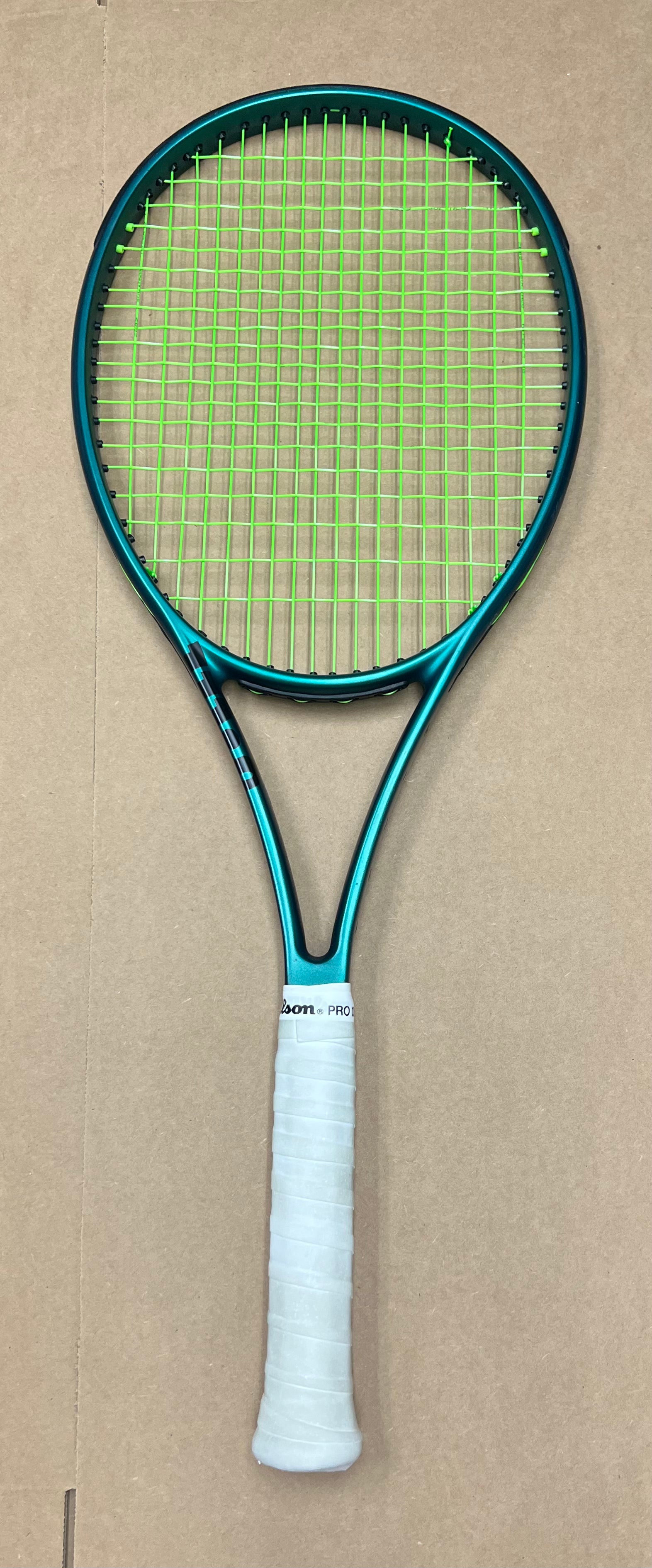 Amazon.com: Wilson Blade 98 (18x20) V9 Unstrung Performance
