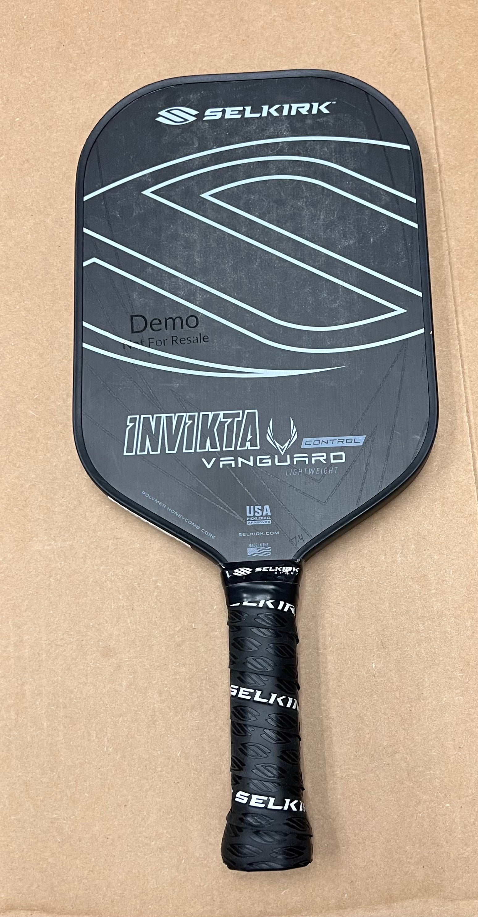 Used - Selkirk vanguard control invikta lightweight (demo stamp)