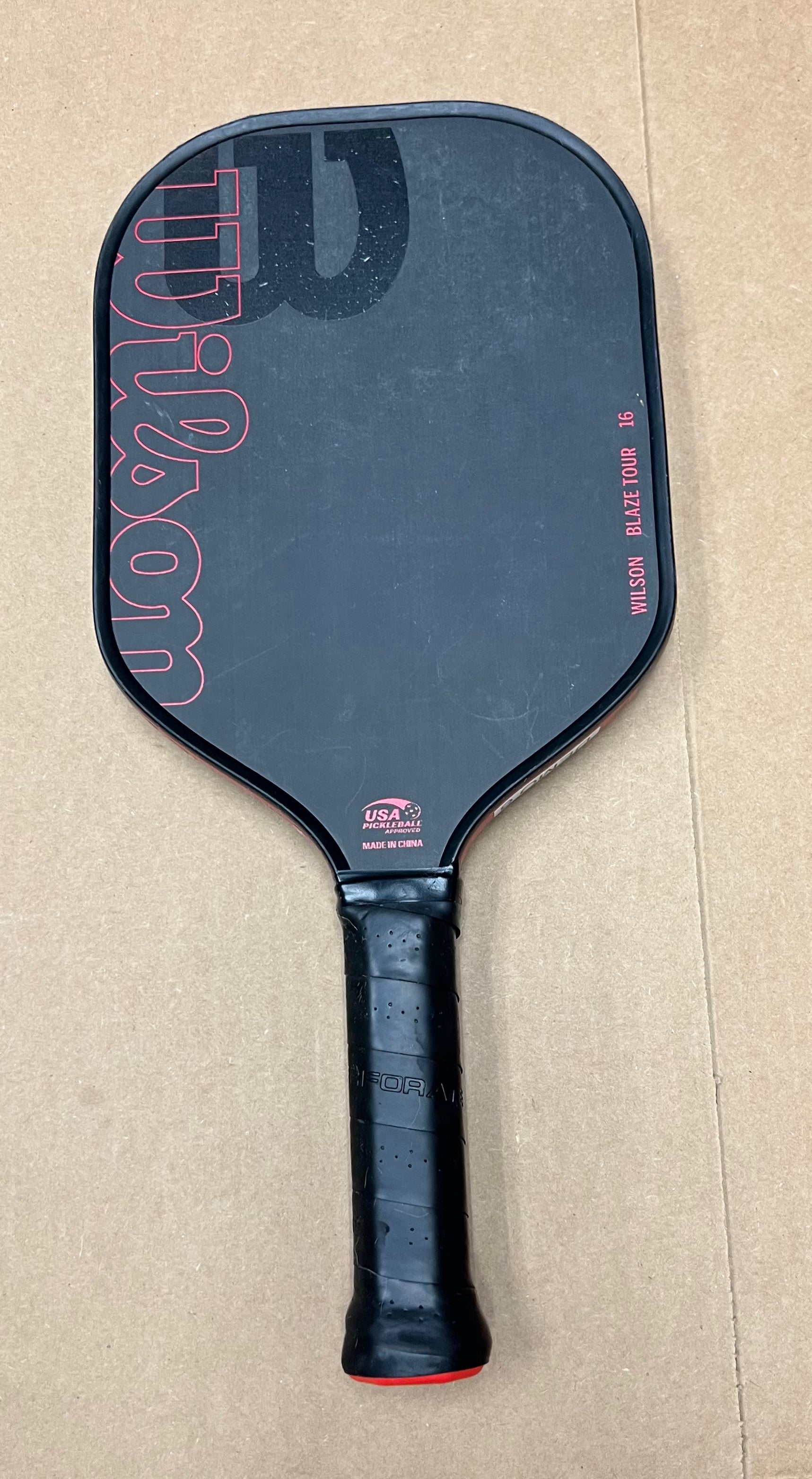 Used - Wilson Blaze Tour 16