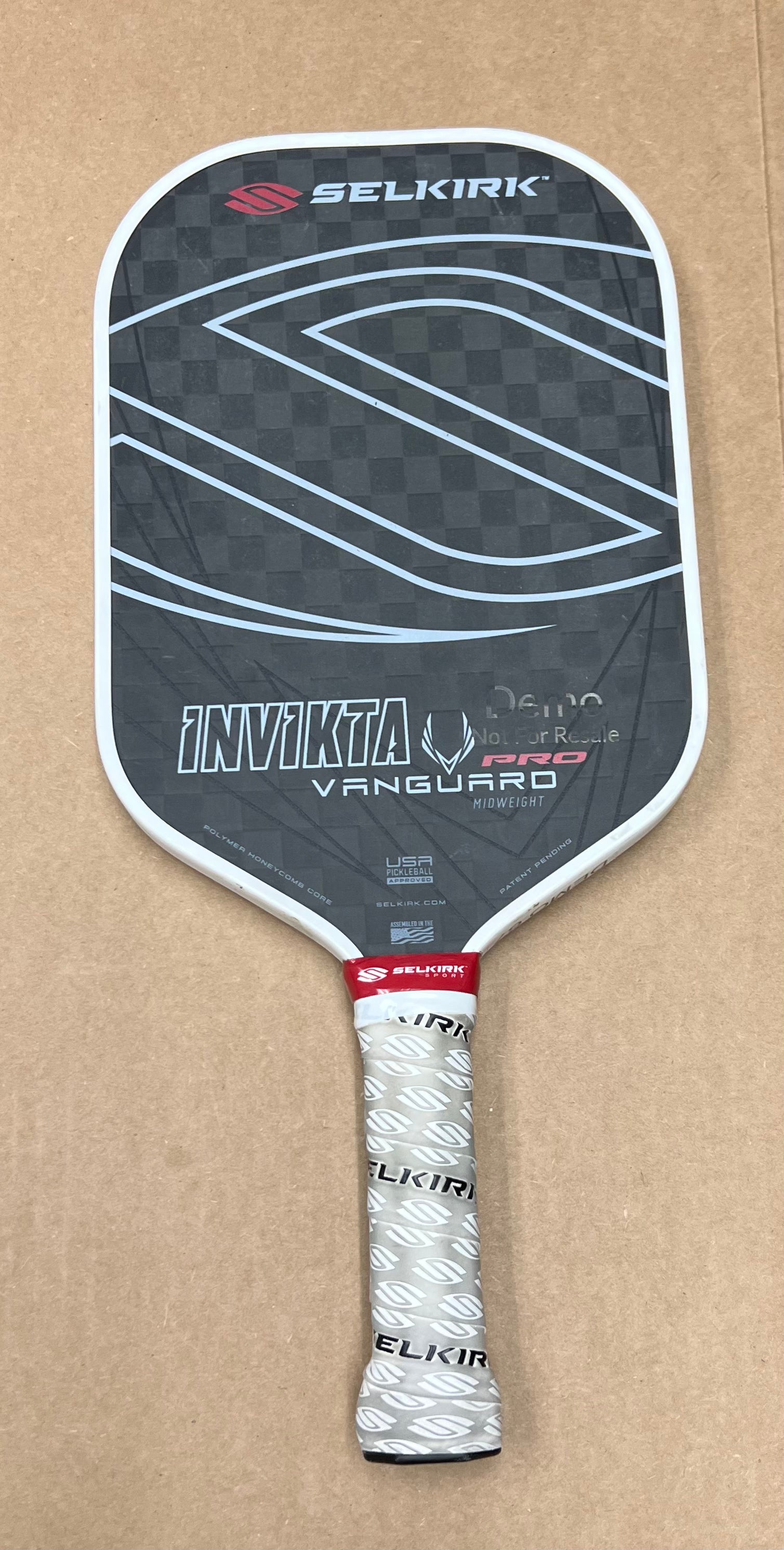 Used - Selkirk Vanguard Pro invikta (demo stamp)